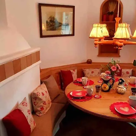 Beautiful Family In The Heart Of Inneralpbach